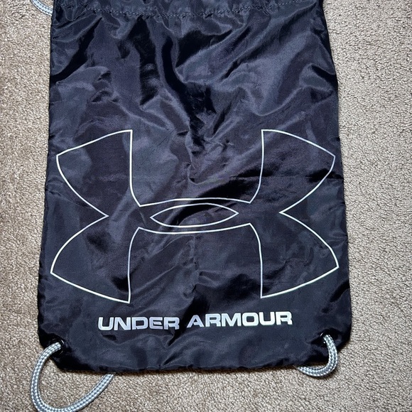 Under Armour Black Drawstring Bag - Picture 1 of 2